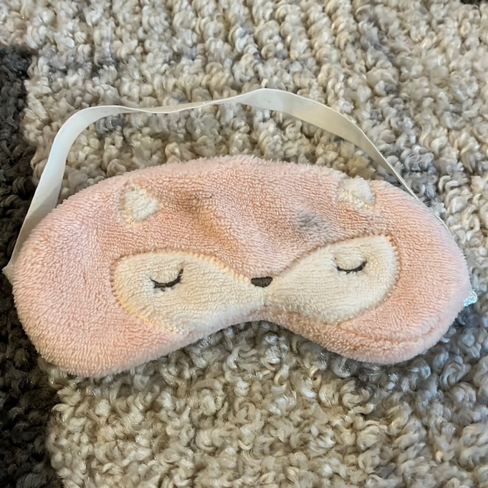 Girls Eye Mask. Fox design. Sparkle elastic band. Fluffy.